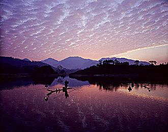 硬盘太小？外媒盘点2022年小的出奇的11款游戏